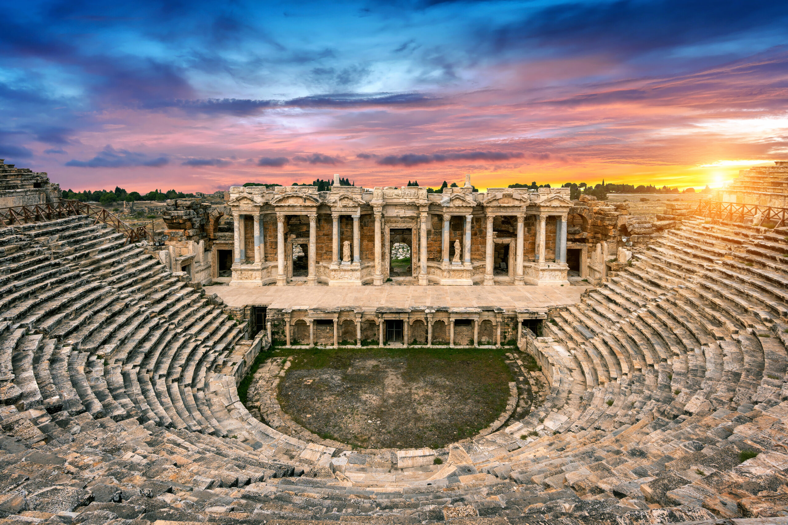 Discover Greece: A Guide to Ancient Wonders