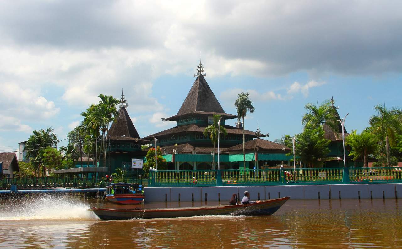 Sultan Suriansyah Mosque