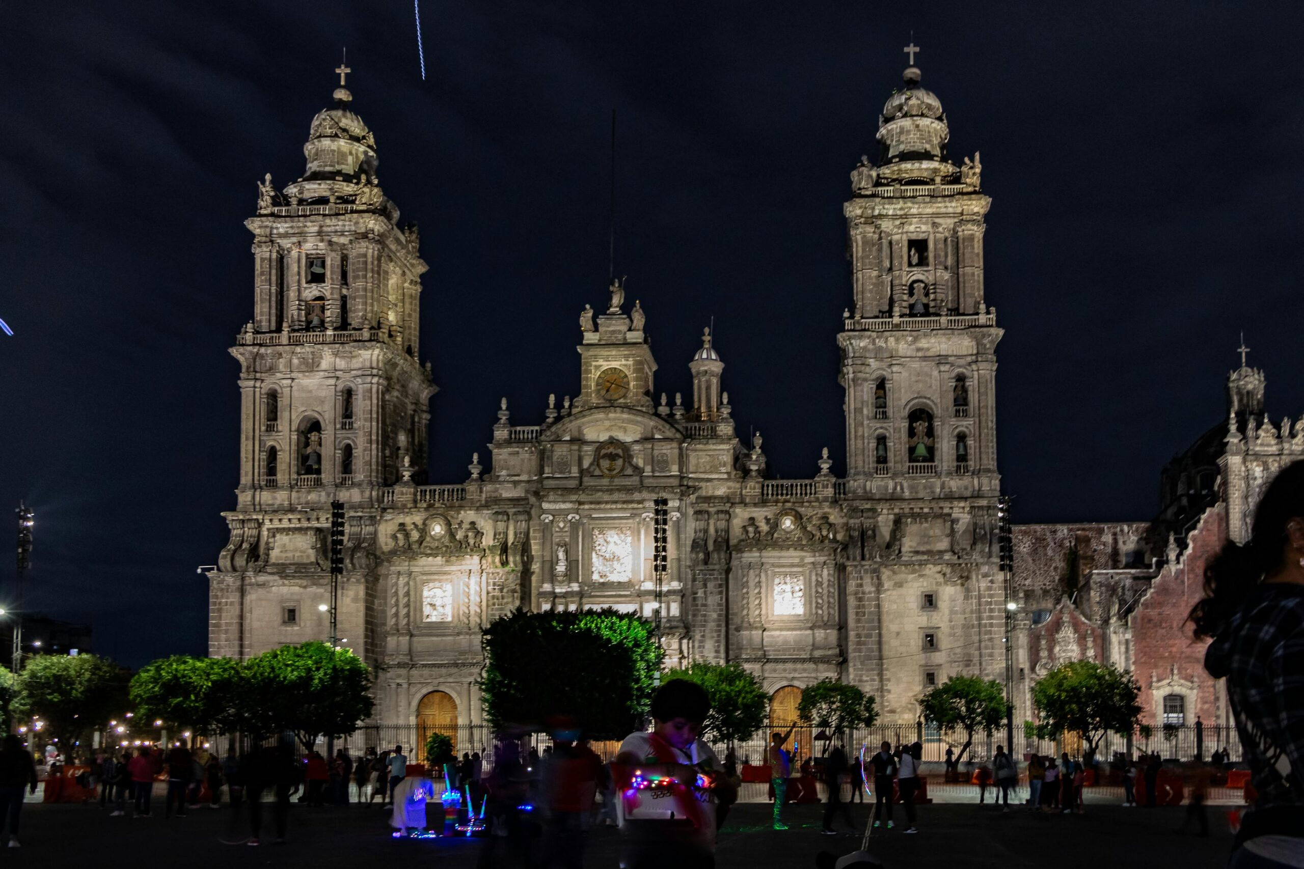 Metropolitan Cathedral at night