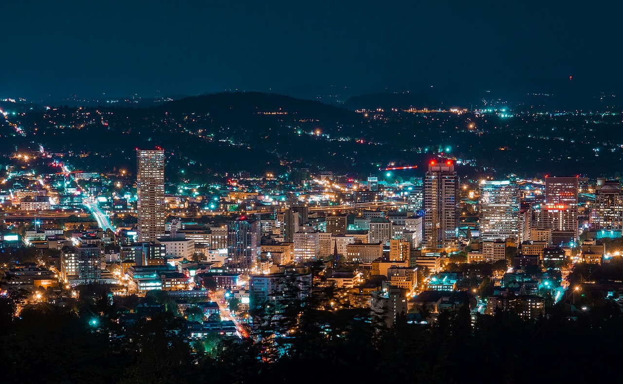 night-city-portland