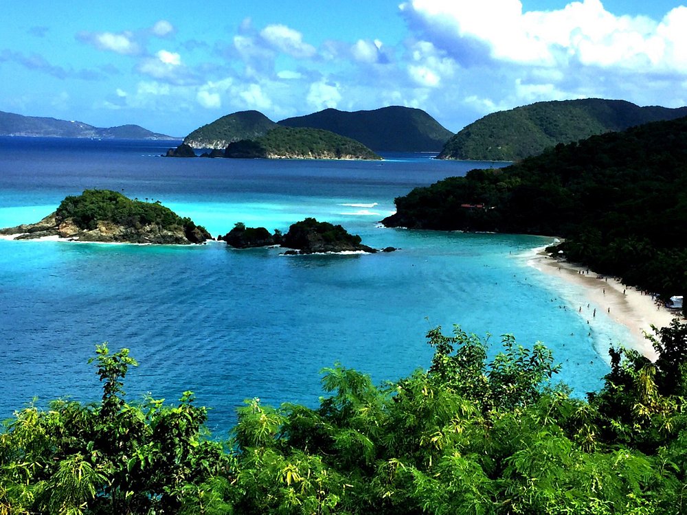 Trunk Bay Beach