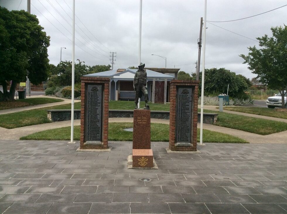 Drouin Uncovered: Must-Visit Spots and Local Highlights | Traveling ...