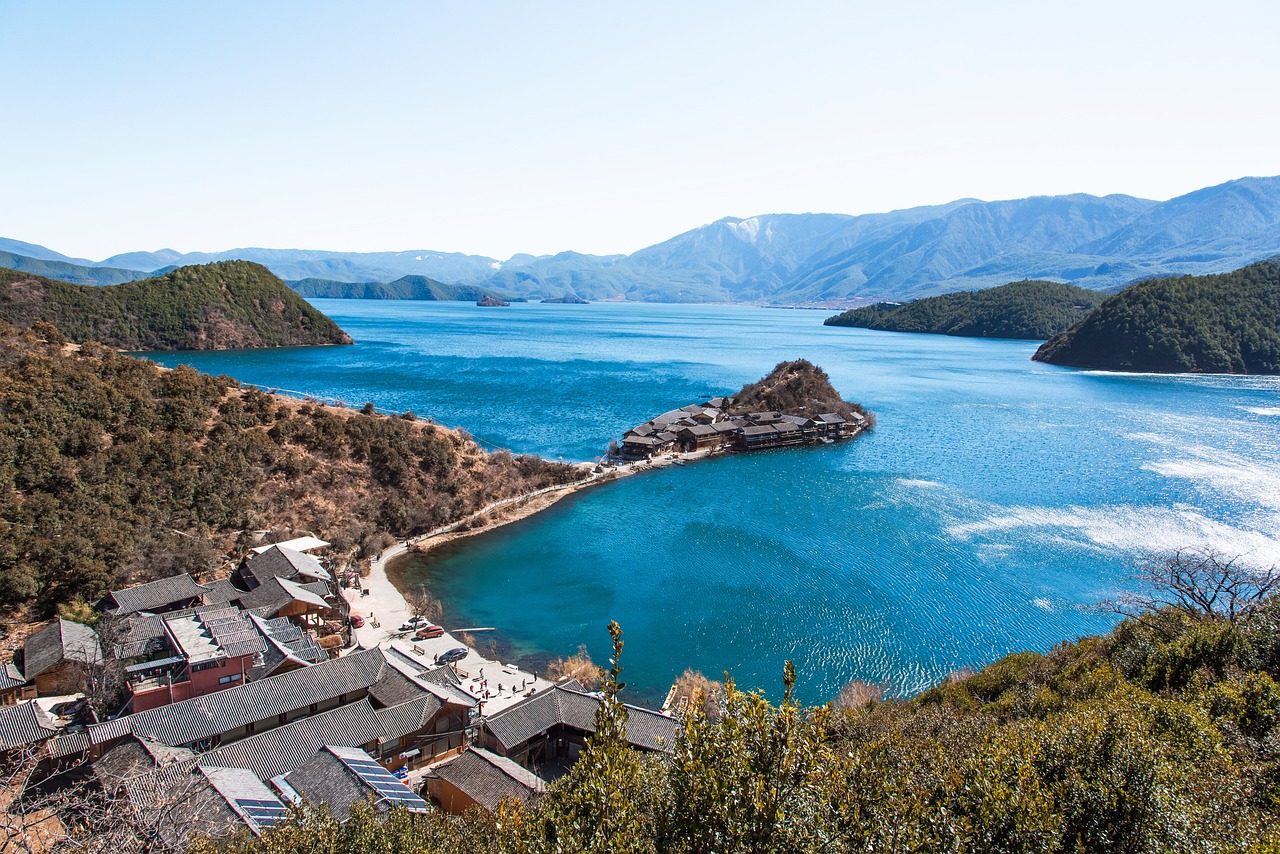 yunnan-village-sea-view