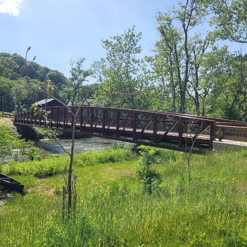 Cuyahoga_Park_Bridge