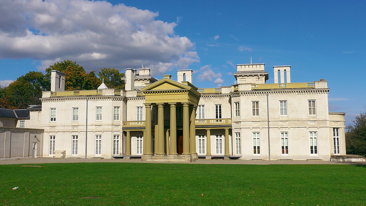 Dundurn_Castle