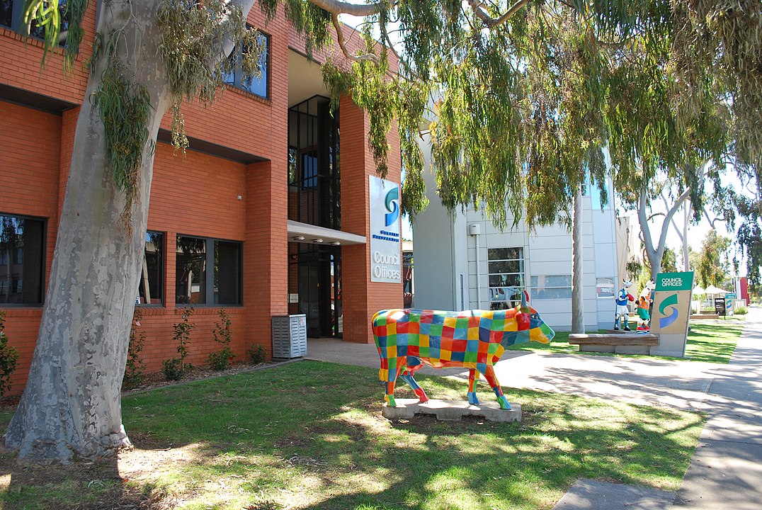 Shepparton_Council_Offices_Cow