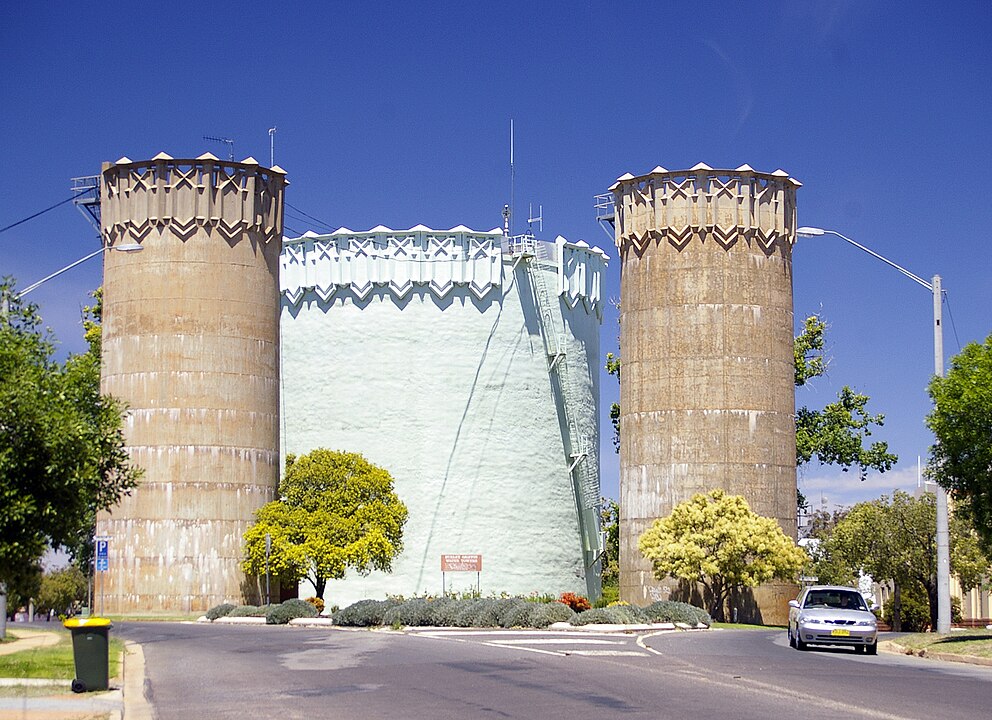 Burley_Griffin_Water_Towers Burley_Griffin_Water_Towers