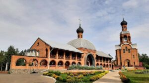 Church_of_All_Saints_Resplendent_in_the_Russian_Land,_Bratsk