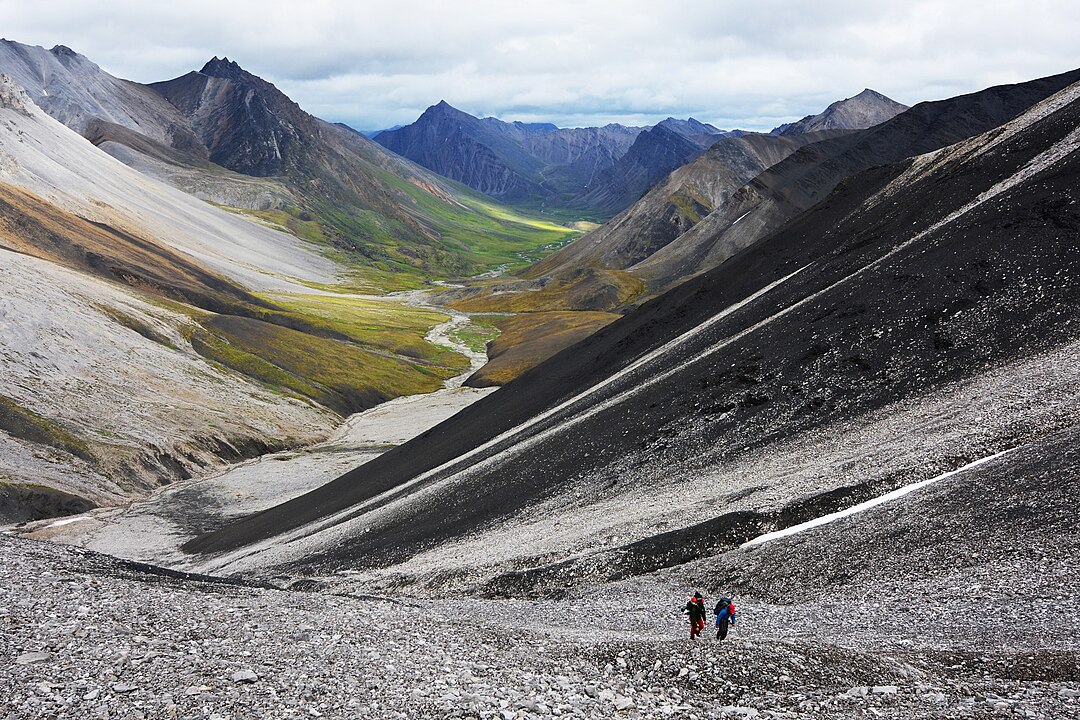 Hiking_in_Gates_of_the_Arctic_National_Park Hiking_in_Gates_of_the_Arctic_National_Park