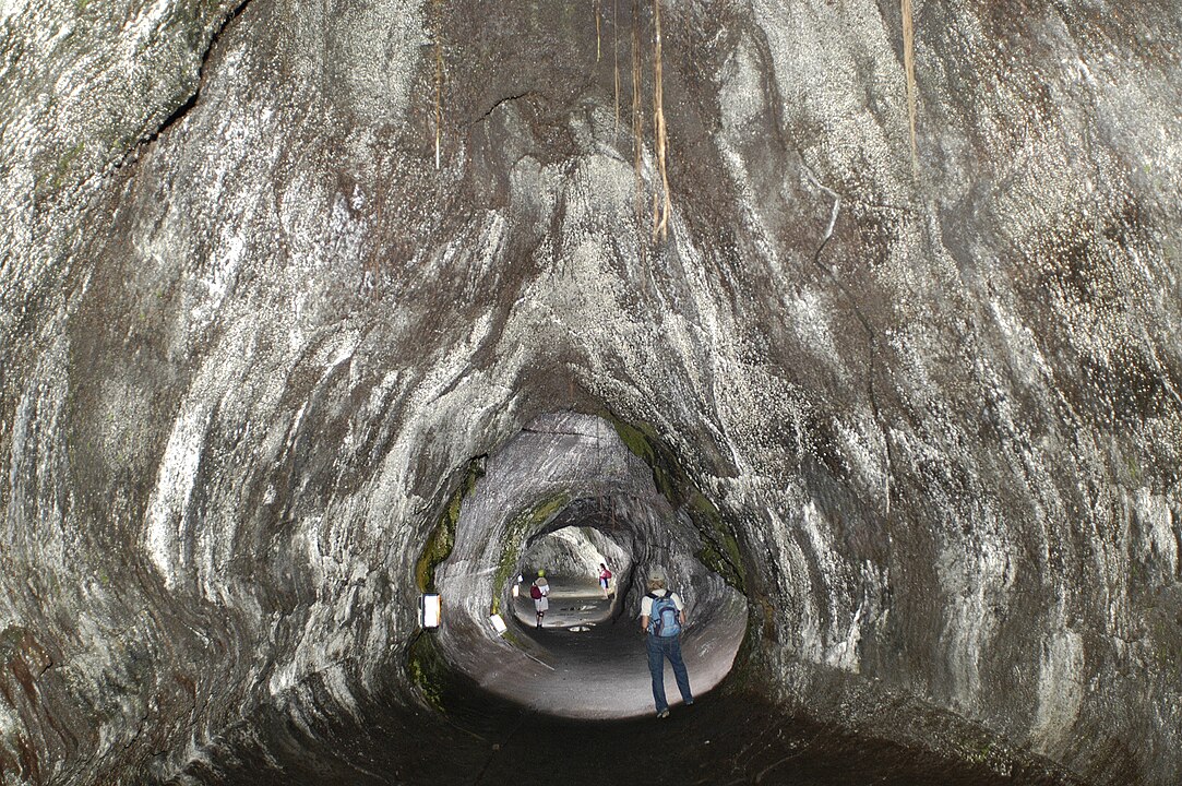 Thurston_lava_tube Thurston_lava_tube