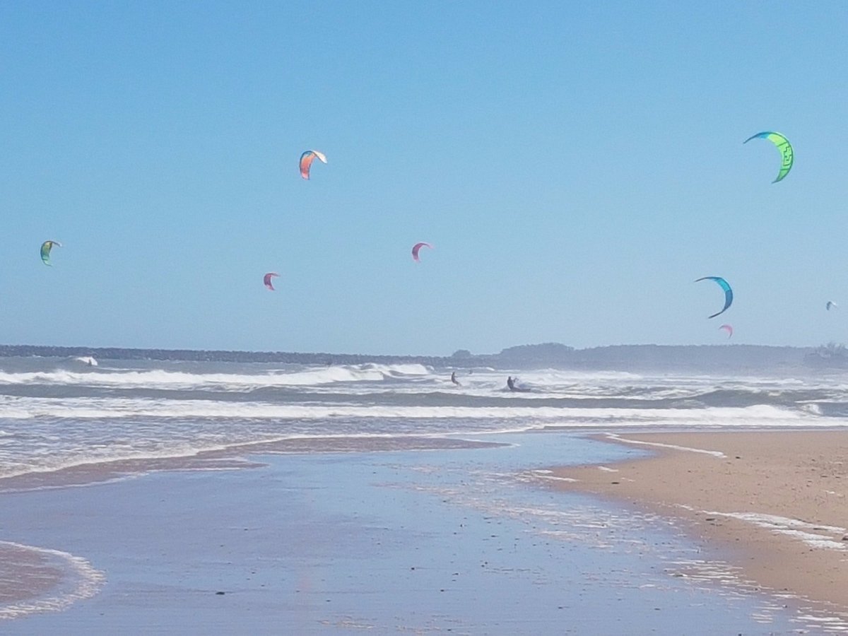 kitesurfer-am-alkantstrand kitesurfer-am-alkantstrand
