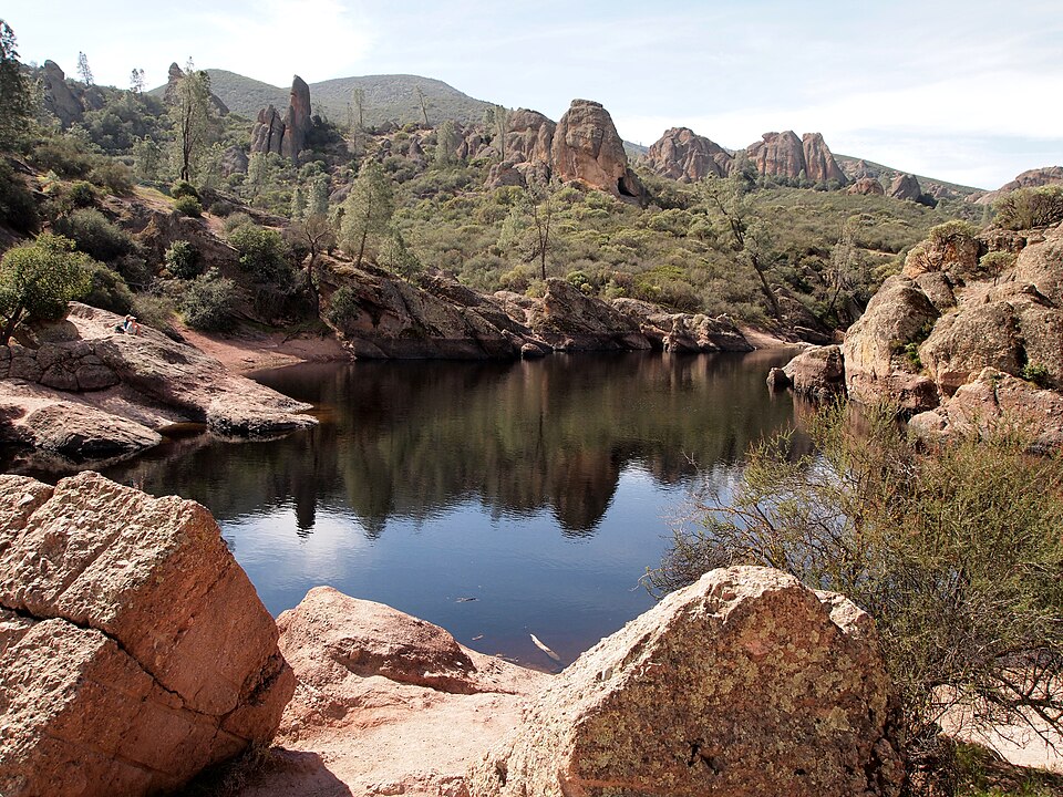 Bear_gulch_reservoir