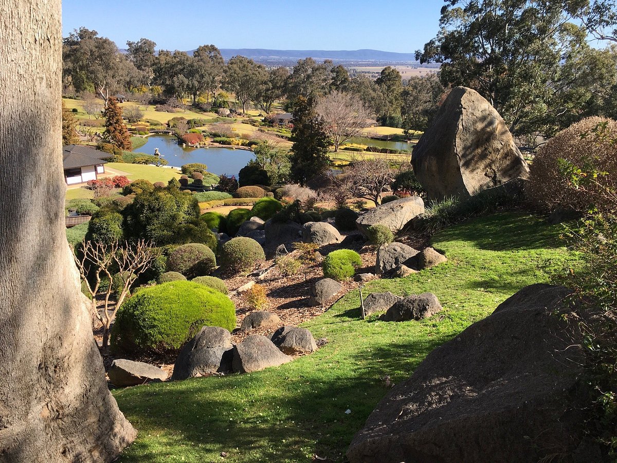 Cowra Cowra