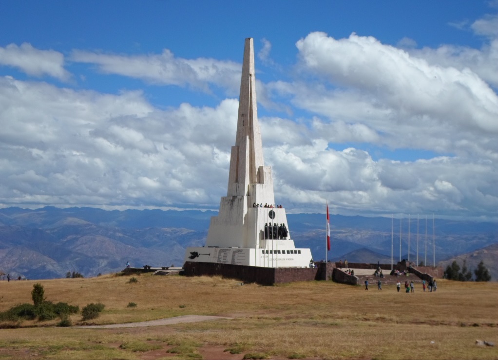 OBELISCO_DE_LA_PAMPA_DE_LA_QUINUA-AYACUCHO-PERÚ OBELISCO_DE_LA_PAMPA_DE_LA_QUINUA-AYACUCHO-PERÚ