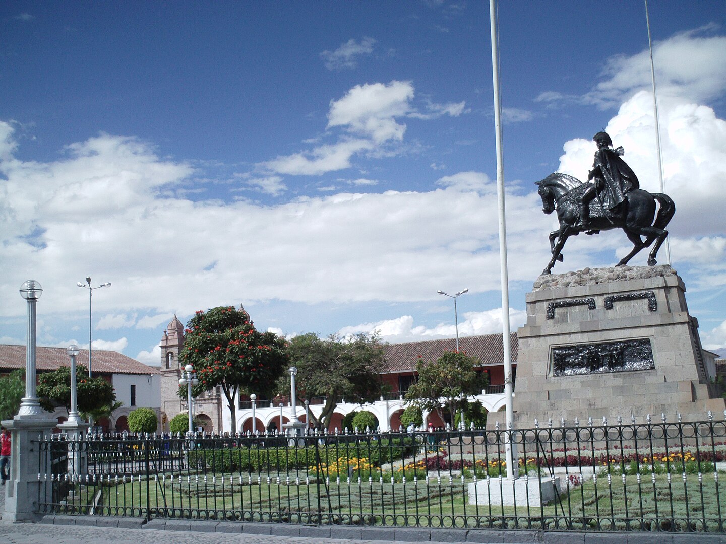 Plaza_de_Armas_-_Ayacucho Plaza_de_Armas_-_Ayacucho