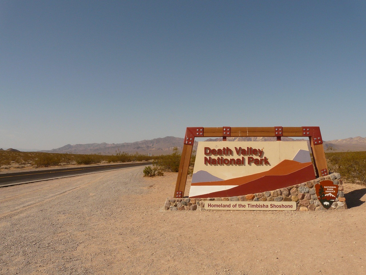 death-valley-sign